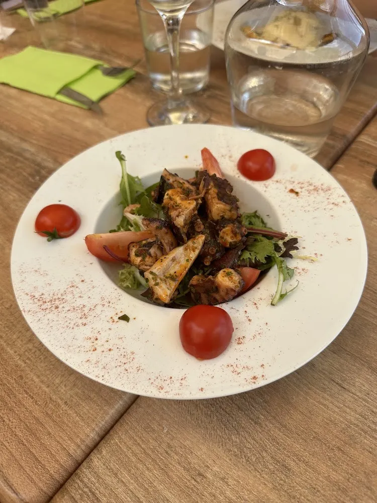 Salade de Poulpe Grillé